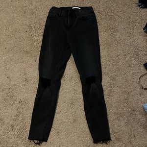 womens skinny jeans with rips